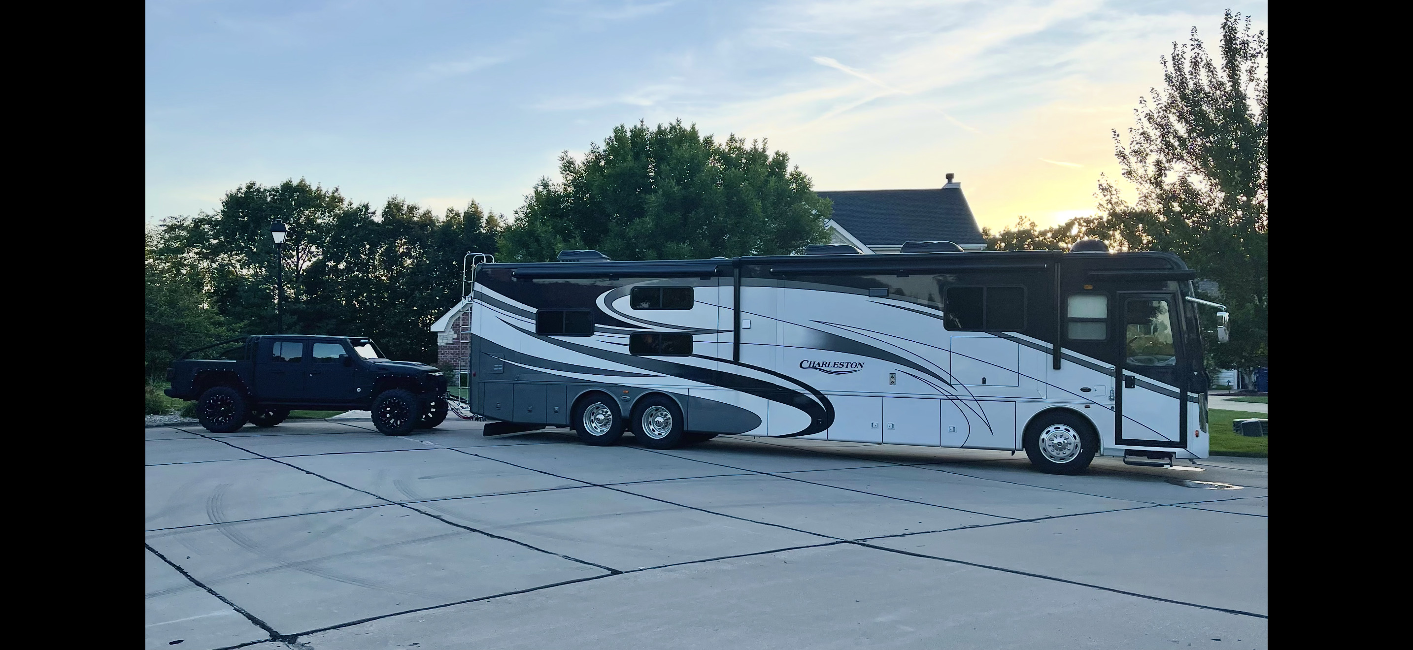 2014 Forest River CHARLESTON 430BH in st. peters MO