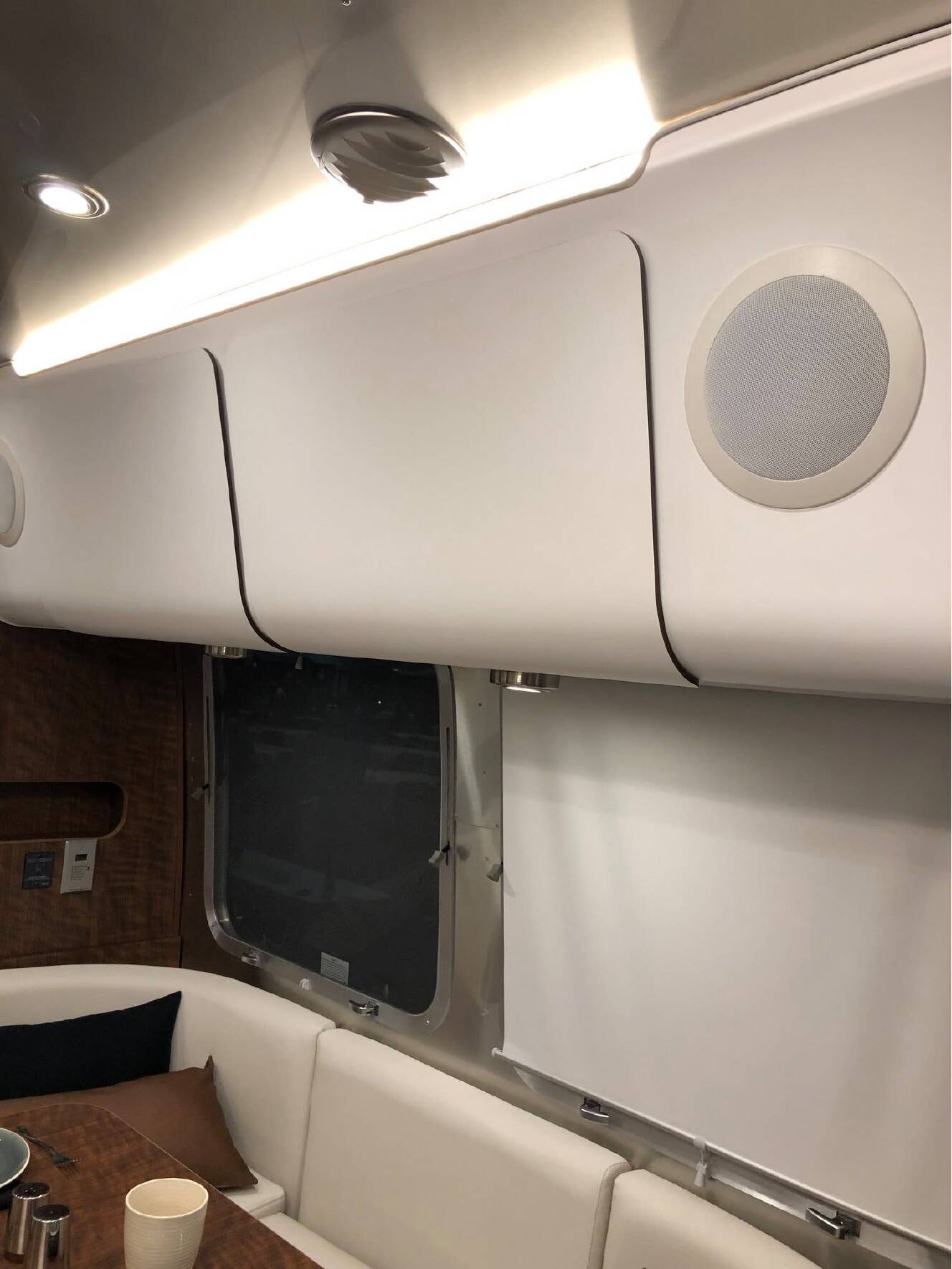 A photo of this 2020 Airstream GLOBETROTTER 23FB TWIN