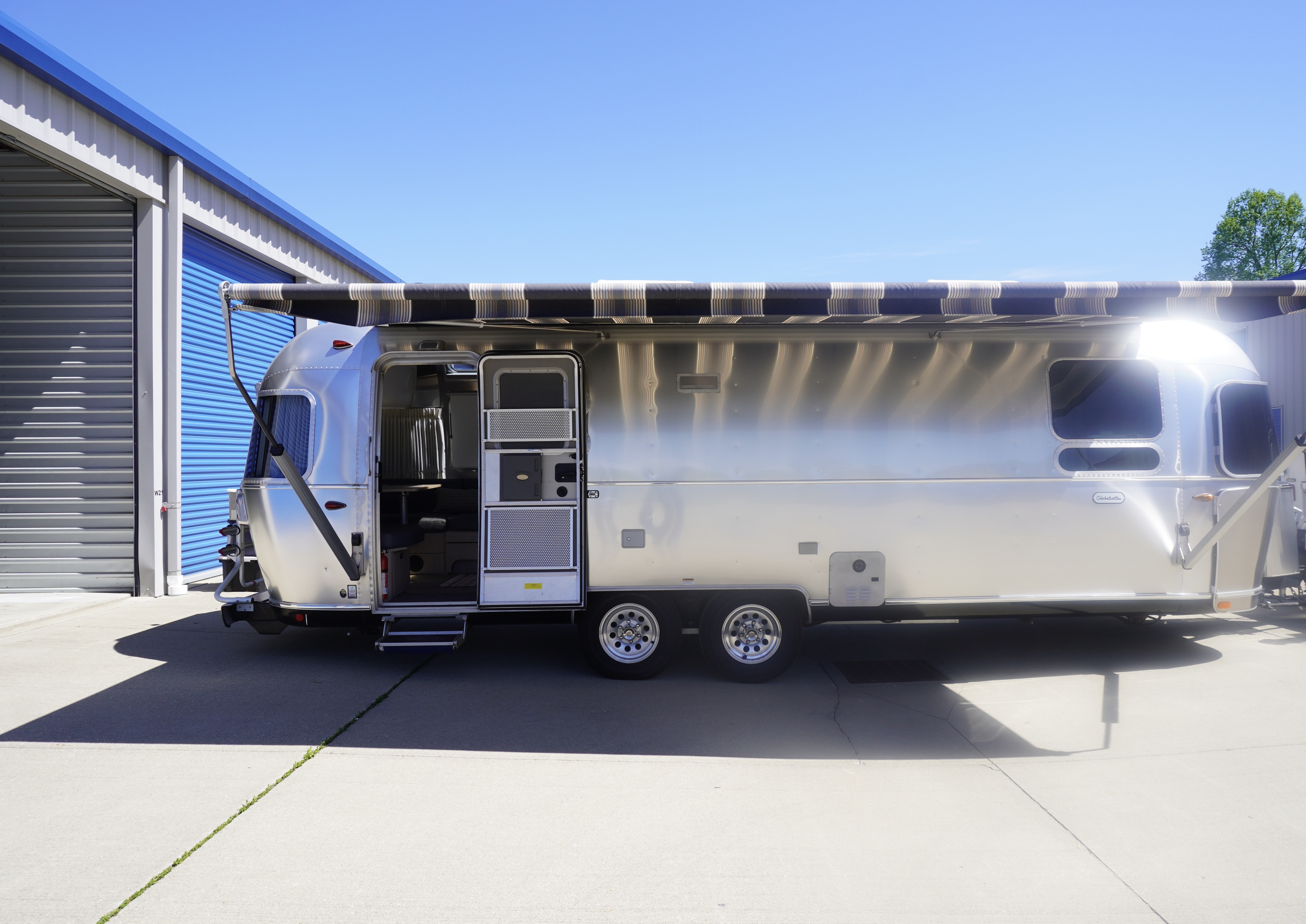 2021 Airstream GLOBETROTTER 27FBQ in walton KY