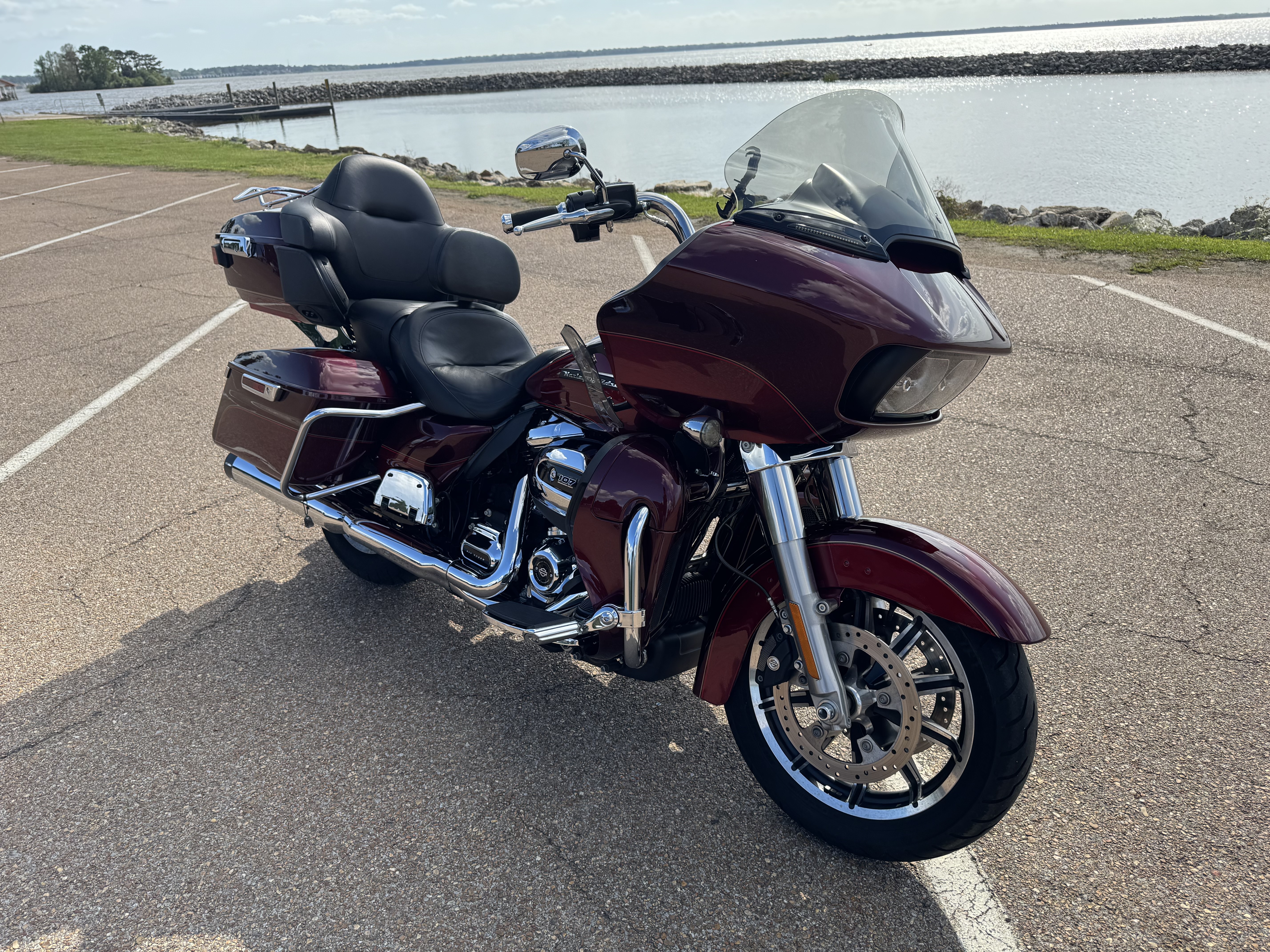 2017 Harley-Davidson ROAD GLIDE FLTRU FLTRU in Brandon, MS