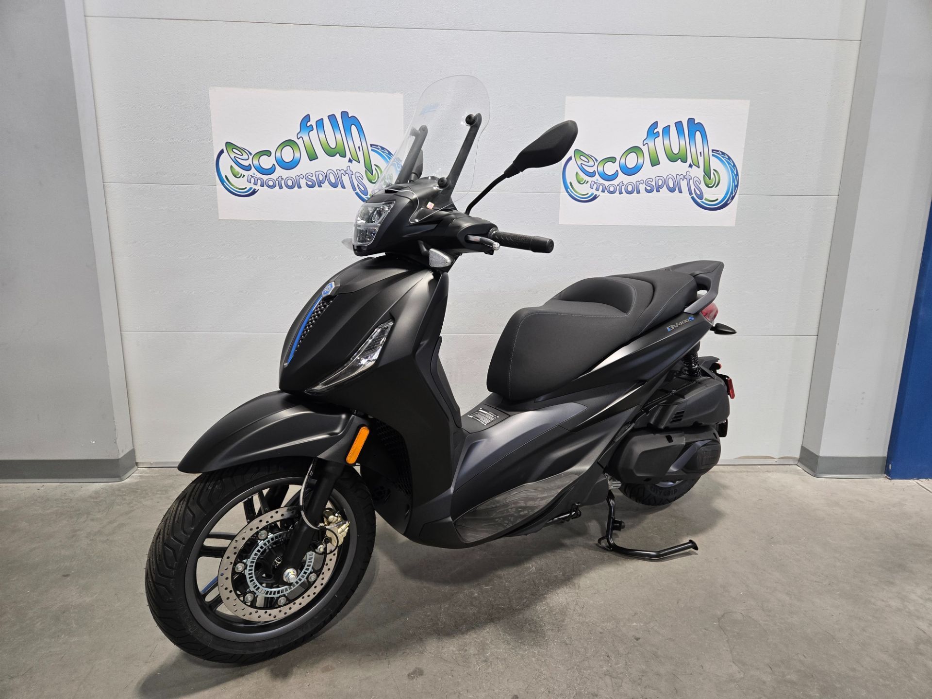 2027 Piaggio BV 400 S 400 S in Forest Lake, MN