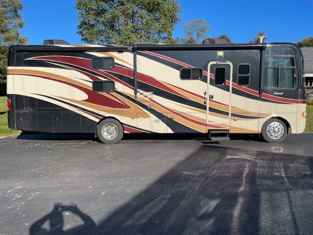 2012 Monaco Monarch 34SBD in enola PA