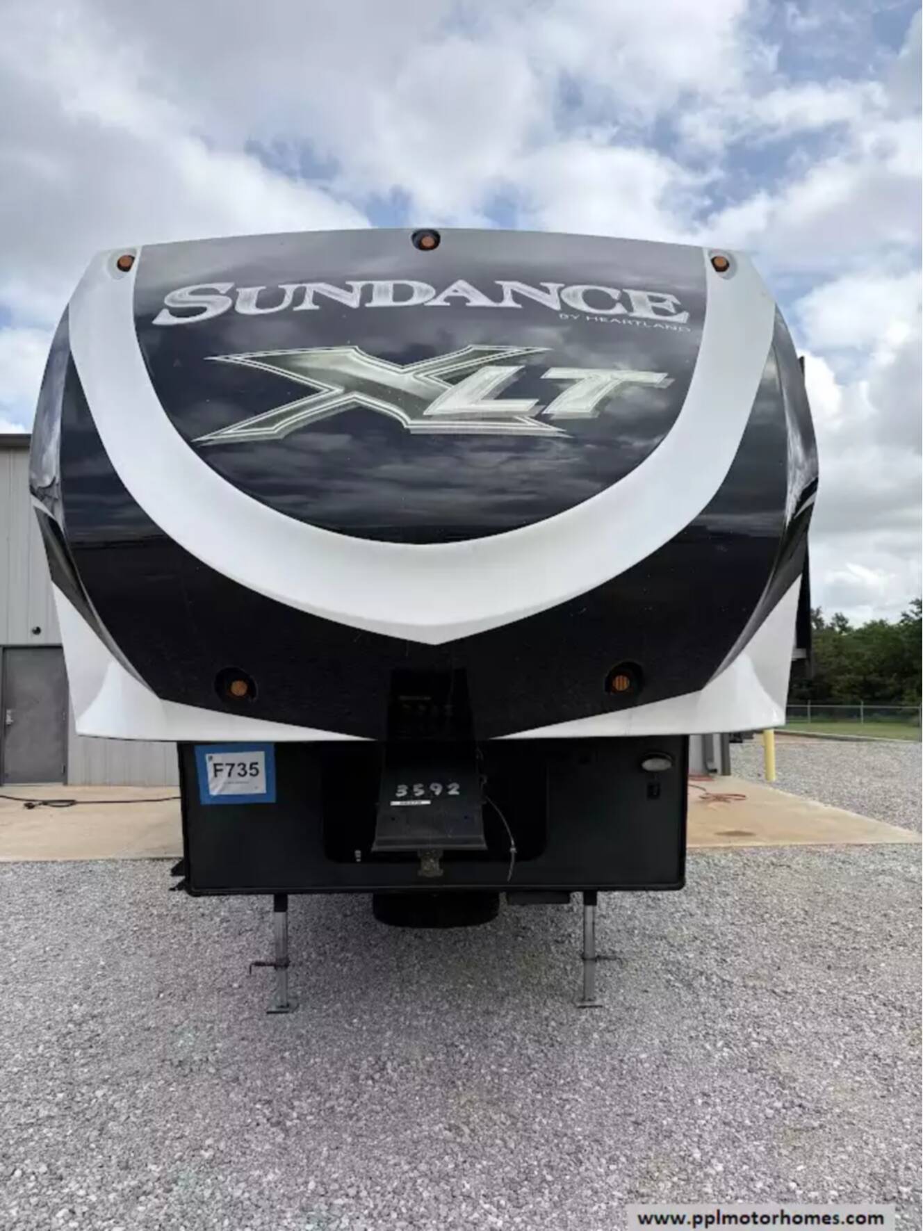 A photo of this 2018 Heartland SUNDANCE XLT SD XLT 289TS