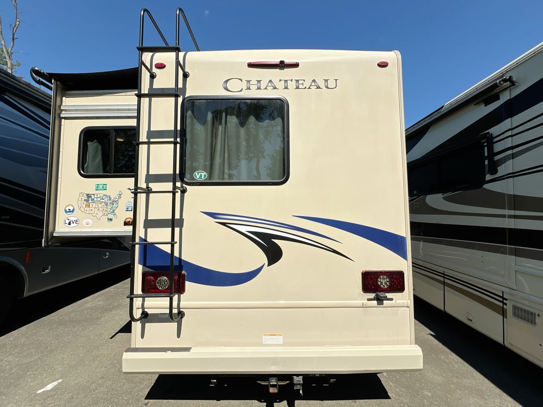 2018 Thor Motor Coach Chateau 24BL in latham NY