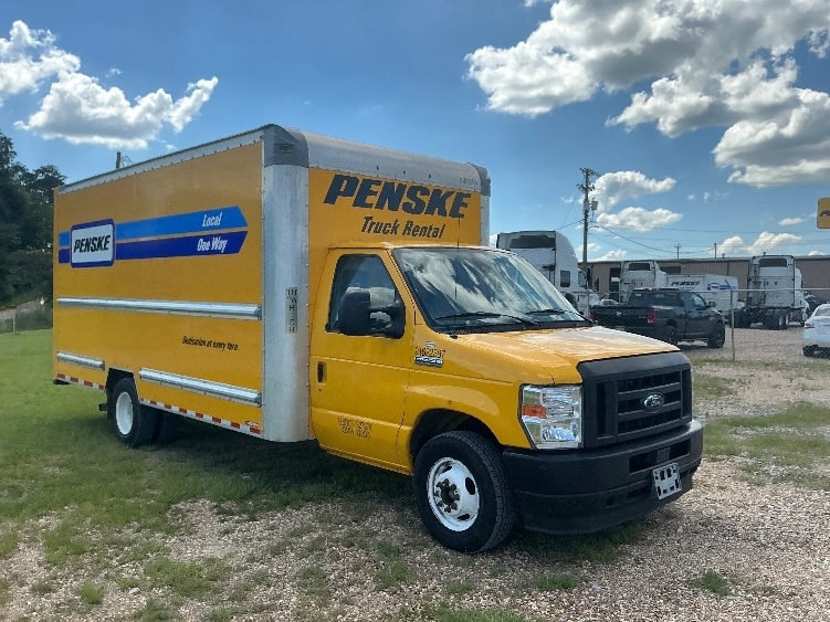 2022 FORD ECONOLINE in Jackson, MS