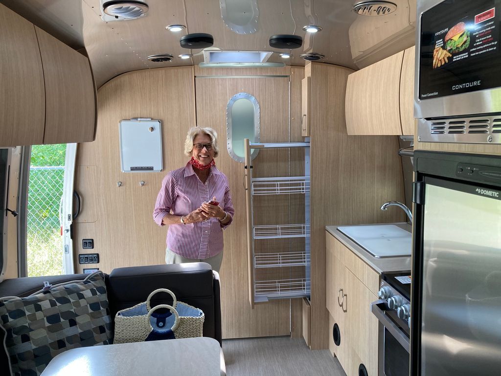 2020 Airstream Flying Cloud 23FB in sandwich MA