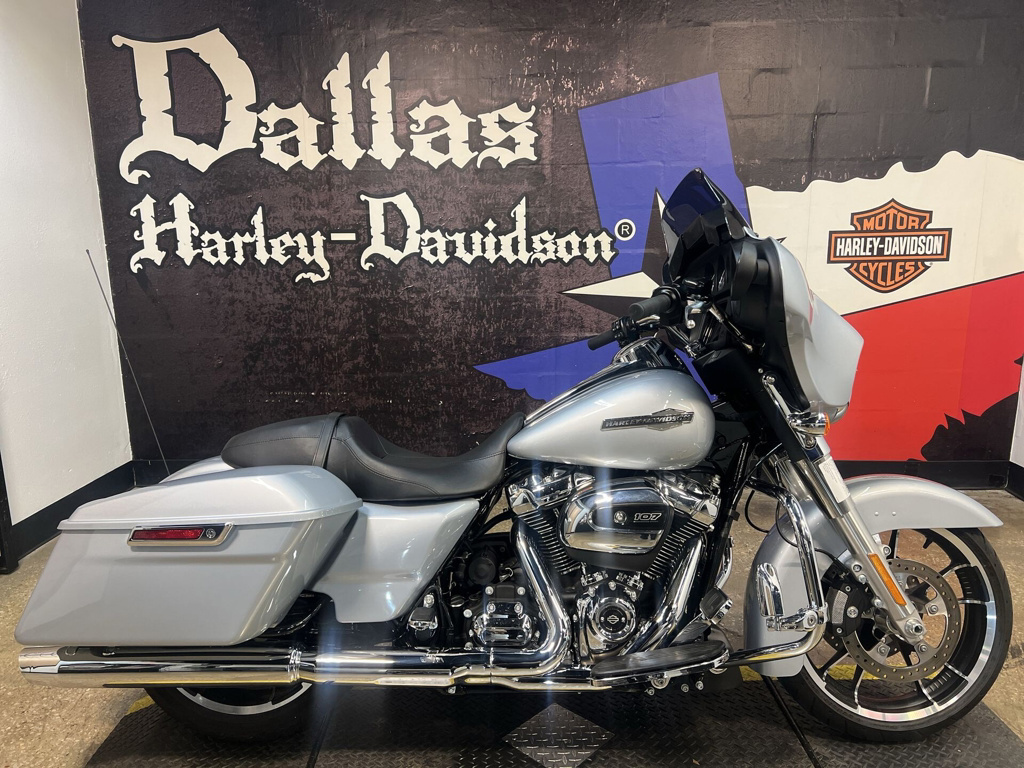2023 Harley-Davidson Street Glide in Garland, TX