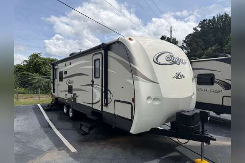 2017 Keystone Rv Cougar X-Lite 28RLS in hiram GA