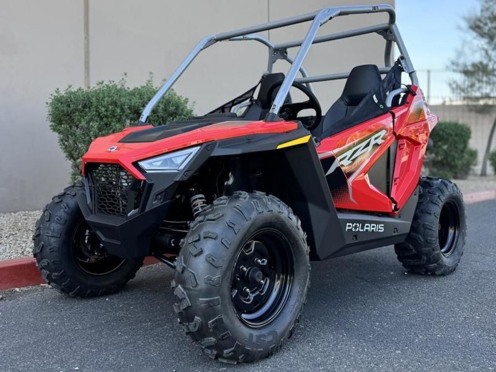 2026 Polaris® RZR 200 EFI in longs SC