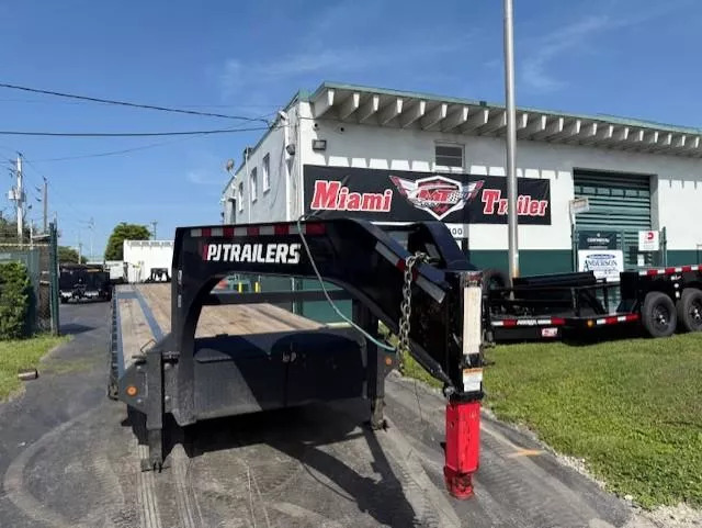 2024 PJ Trailers 36FT STRAIGHT DECK FLATBED DECKOVER HOT SHOT Flatbed Tr in Miami, FL