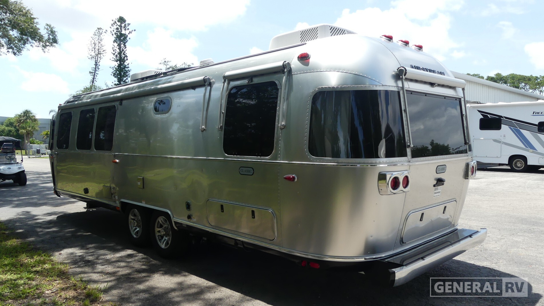 2026 Airstream CLASSIC 30RB TWIN in fort meyers FL