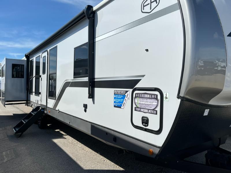 2026 Forest River Wildwood Heritage Glen 323RLI RV