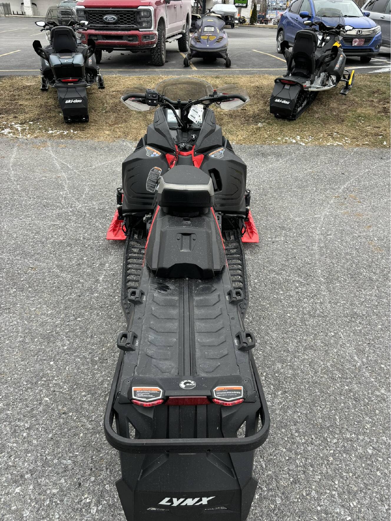 A photo of this 2026 Lynx XTERRAIN RE 850