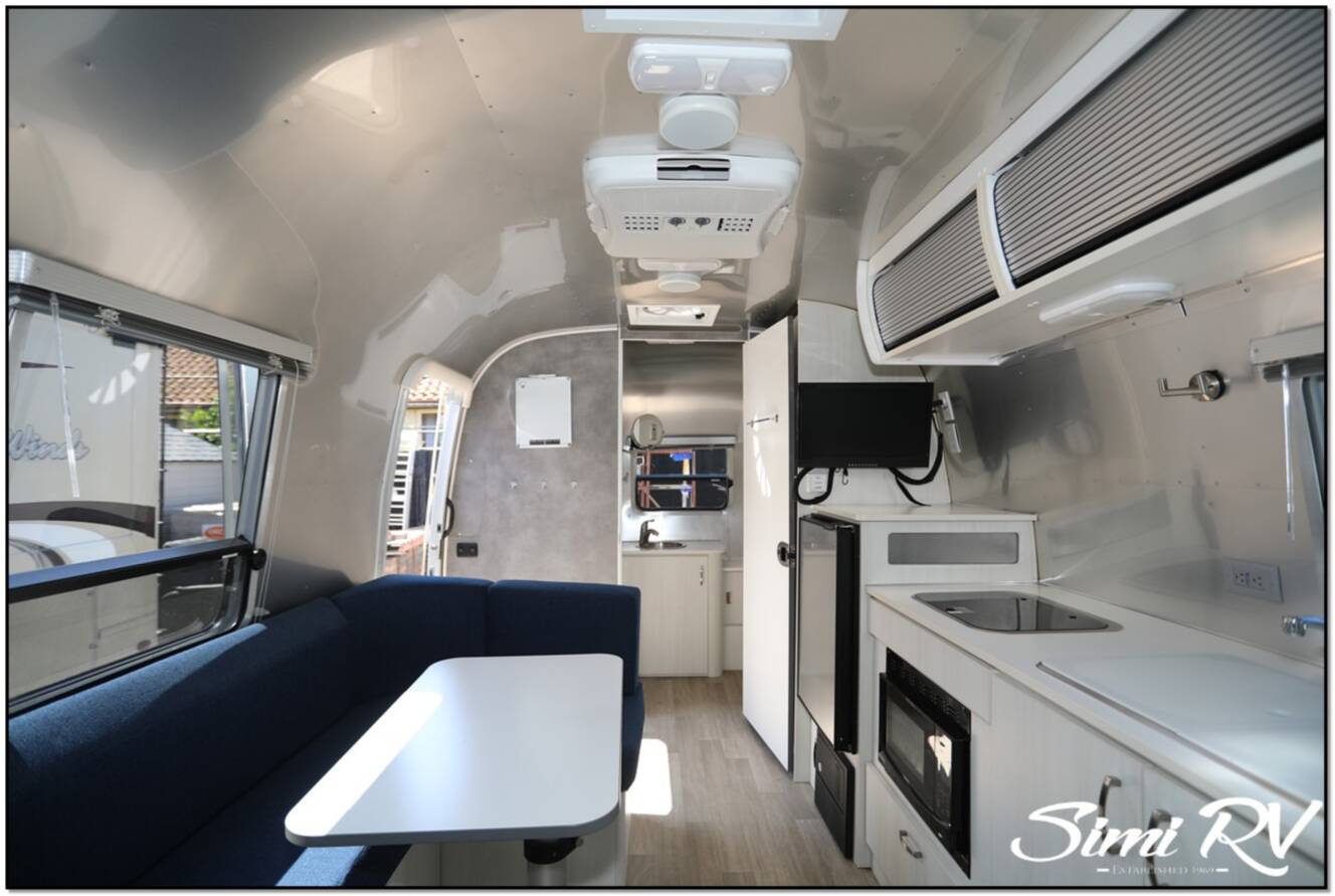 A photo of this 2020 Airstream Bambi 22FB