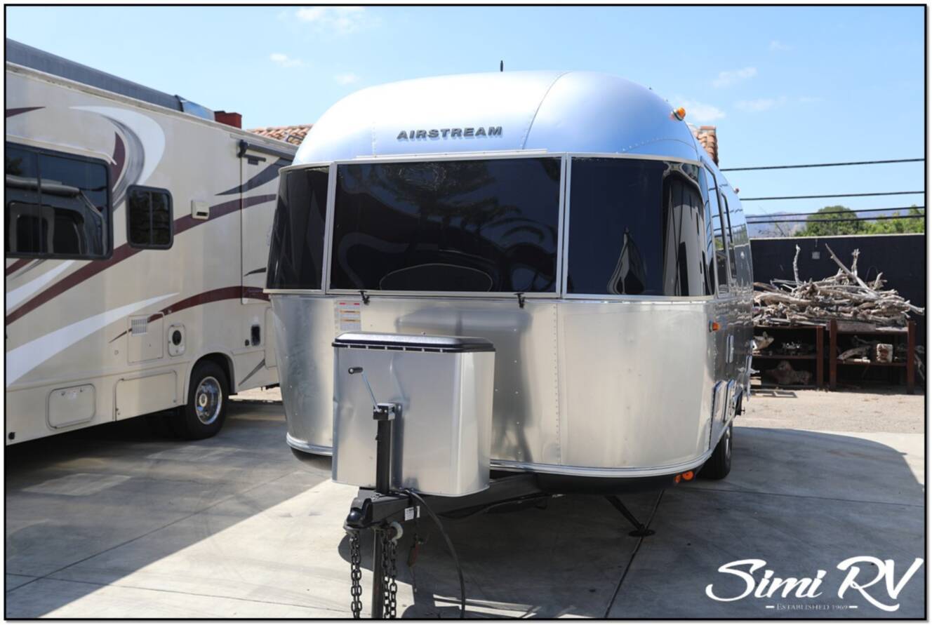 A photo of this 2020 Airstream Bambi 22FB