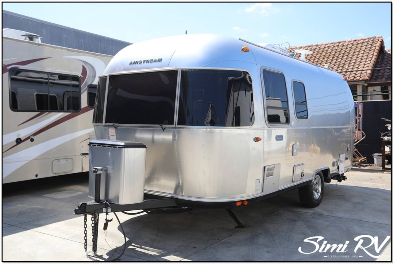 A photo of this 2020 Airstream Bambi 22FB