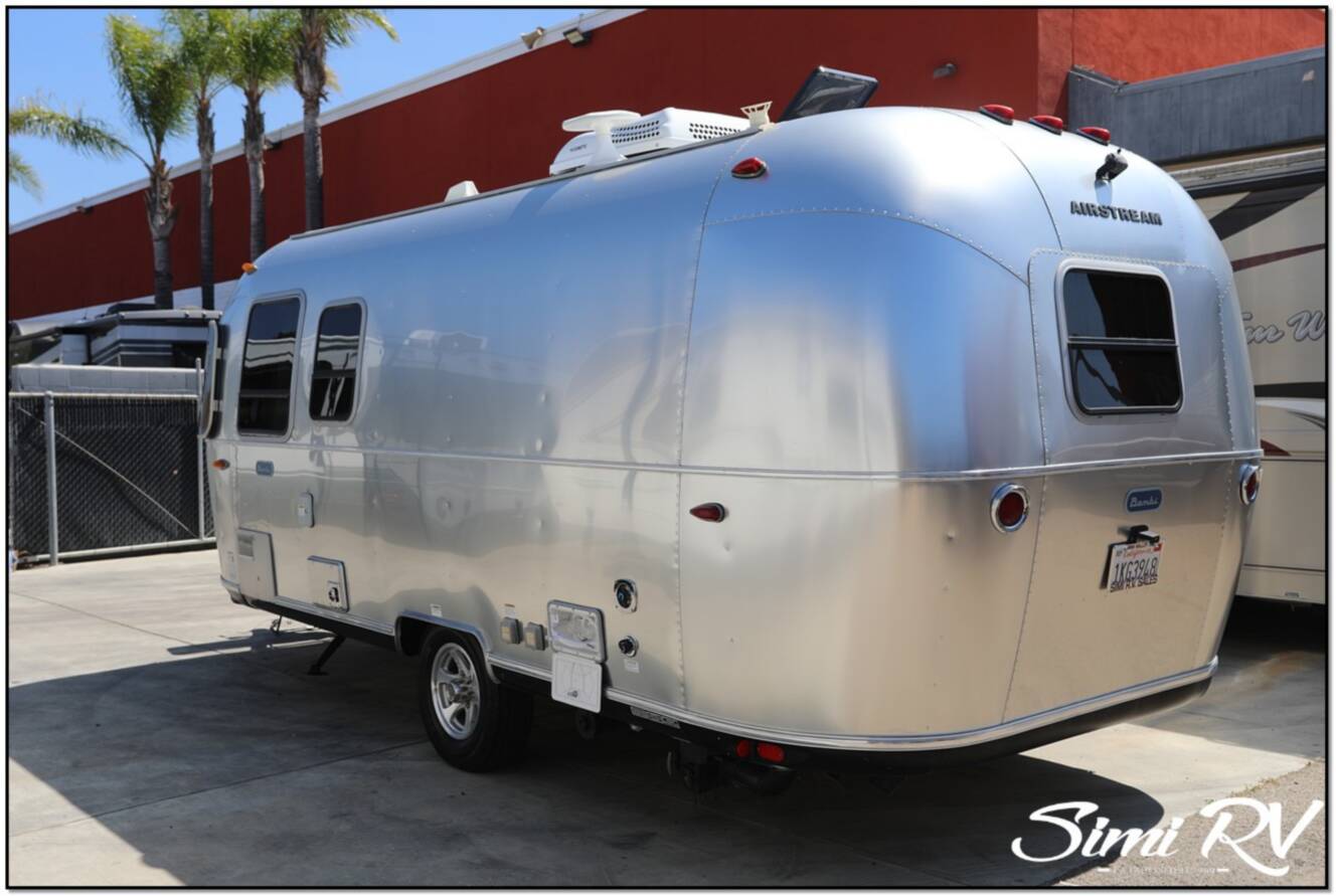 A photo of this 2020 Airstream Bambi 22FB