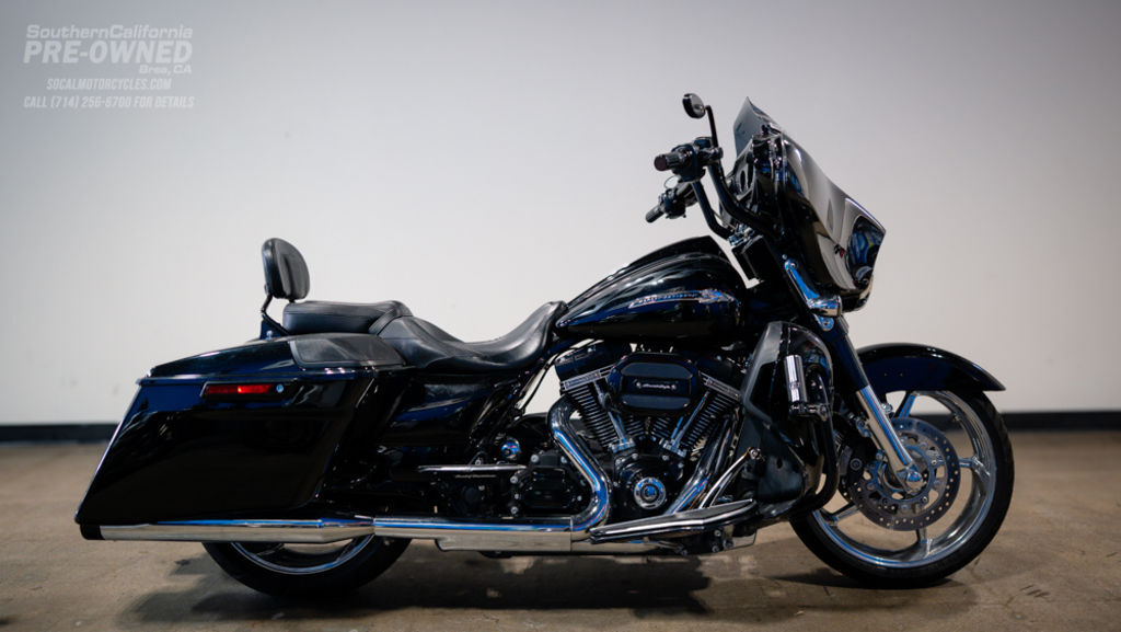 2015 Harley-Davidson® FLHXSE - CVO Street Glide® CVO in Brea, CA