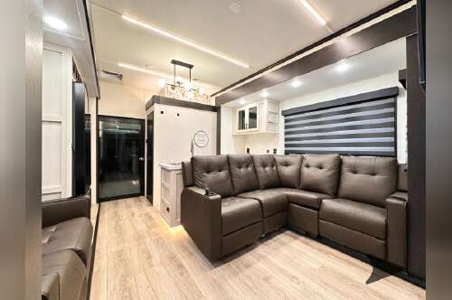 2025 Forest River Rv Vengeance Rogue Armored 391T145 in calera AL