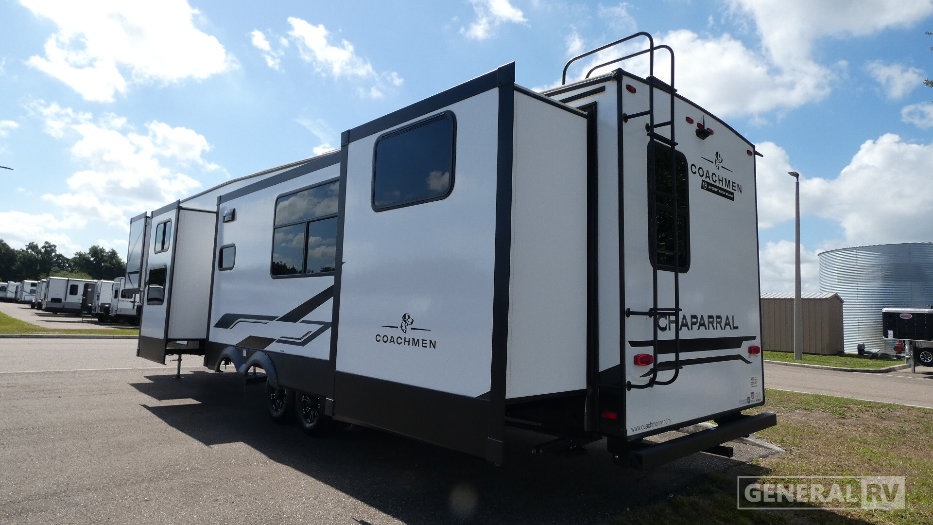 2025 Coachmen CHAPARRAL 373MBRB in dover FL