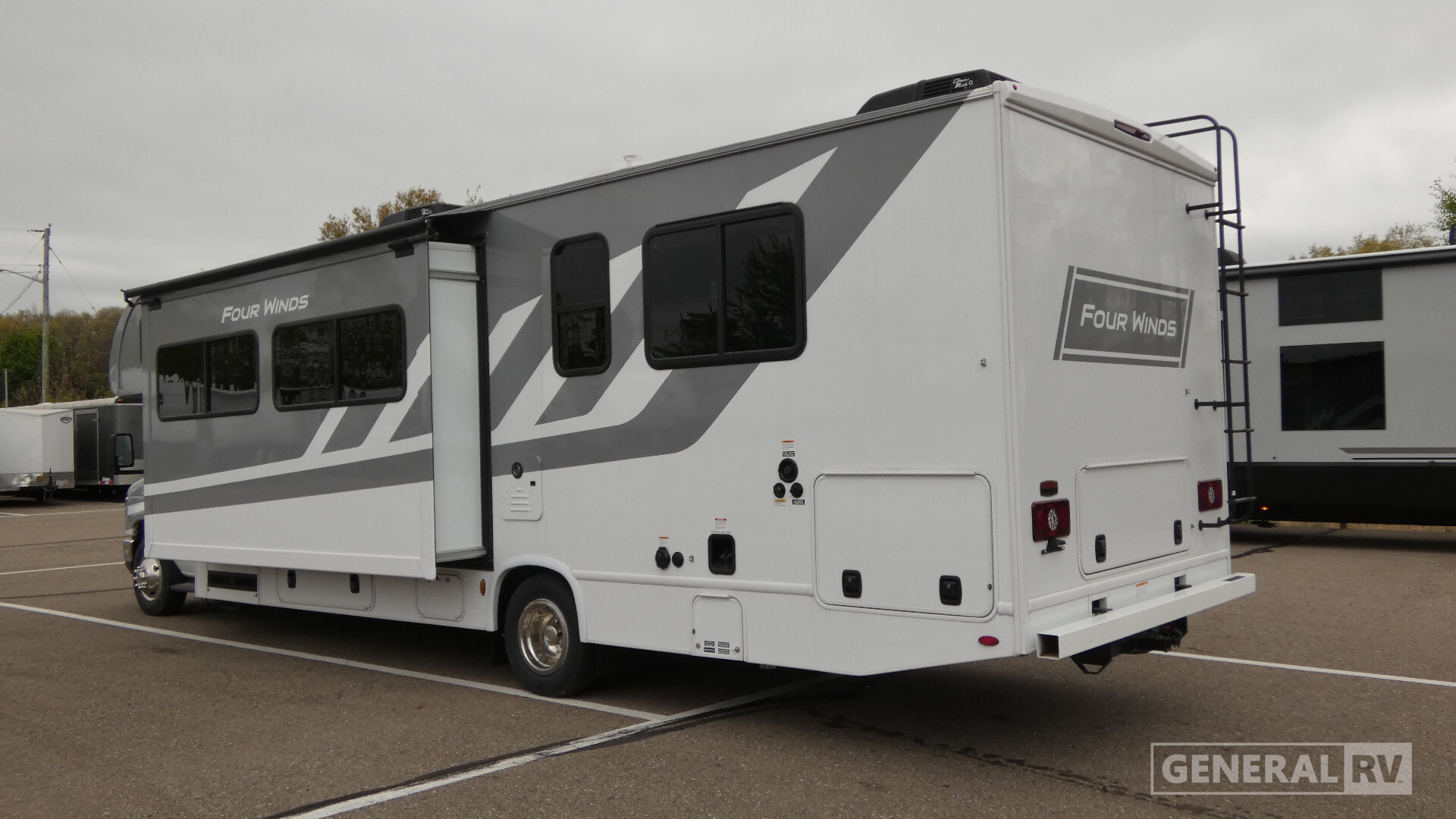 2026 Thor Motor Coach FOUR WINDS 31H in mt clemens MI