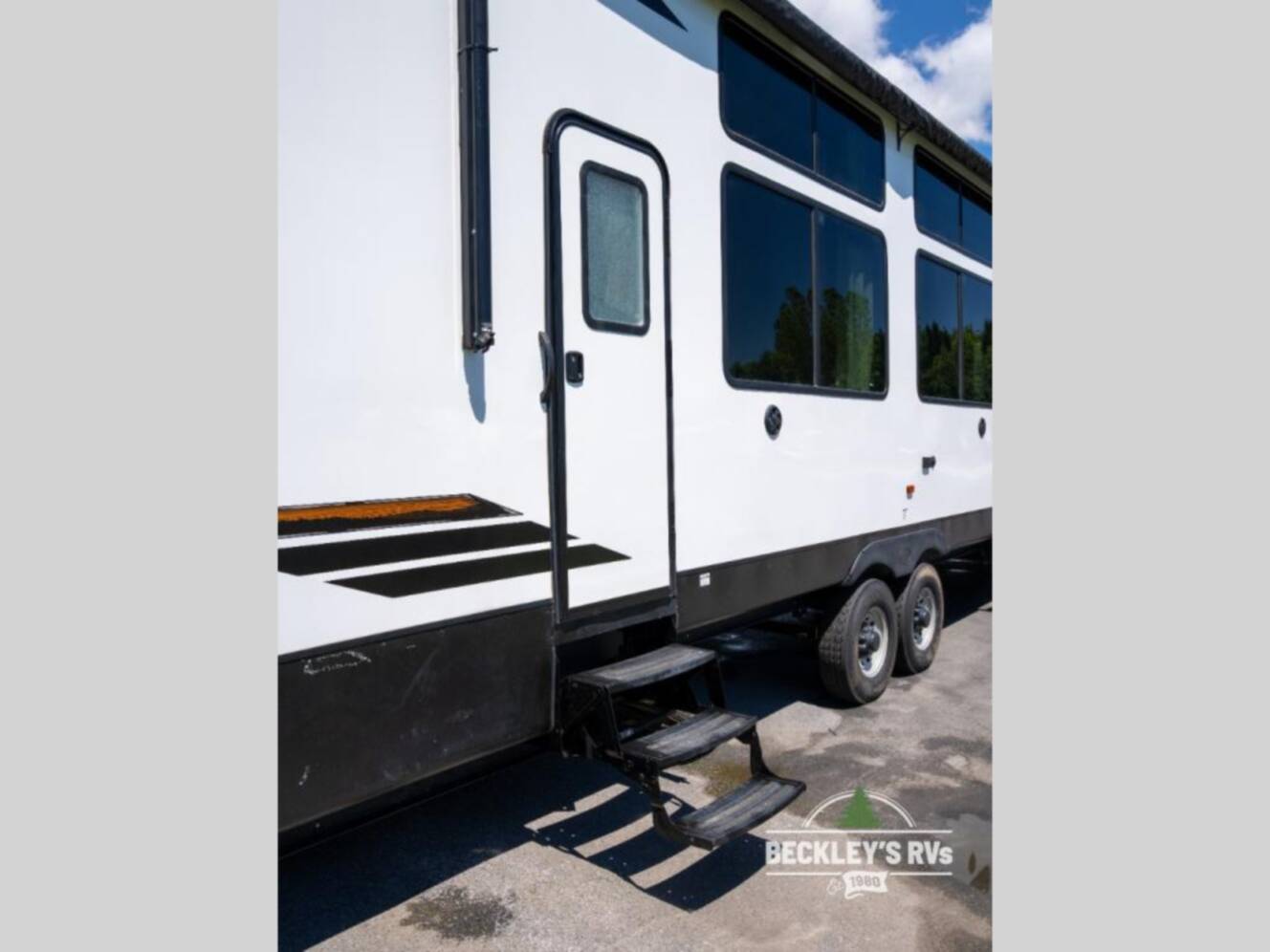 A photo of this 2024 Forest River Rv Wildwood Grand Lodge 42 VIEW