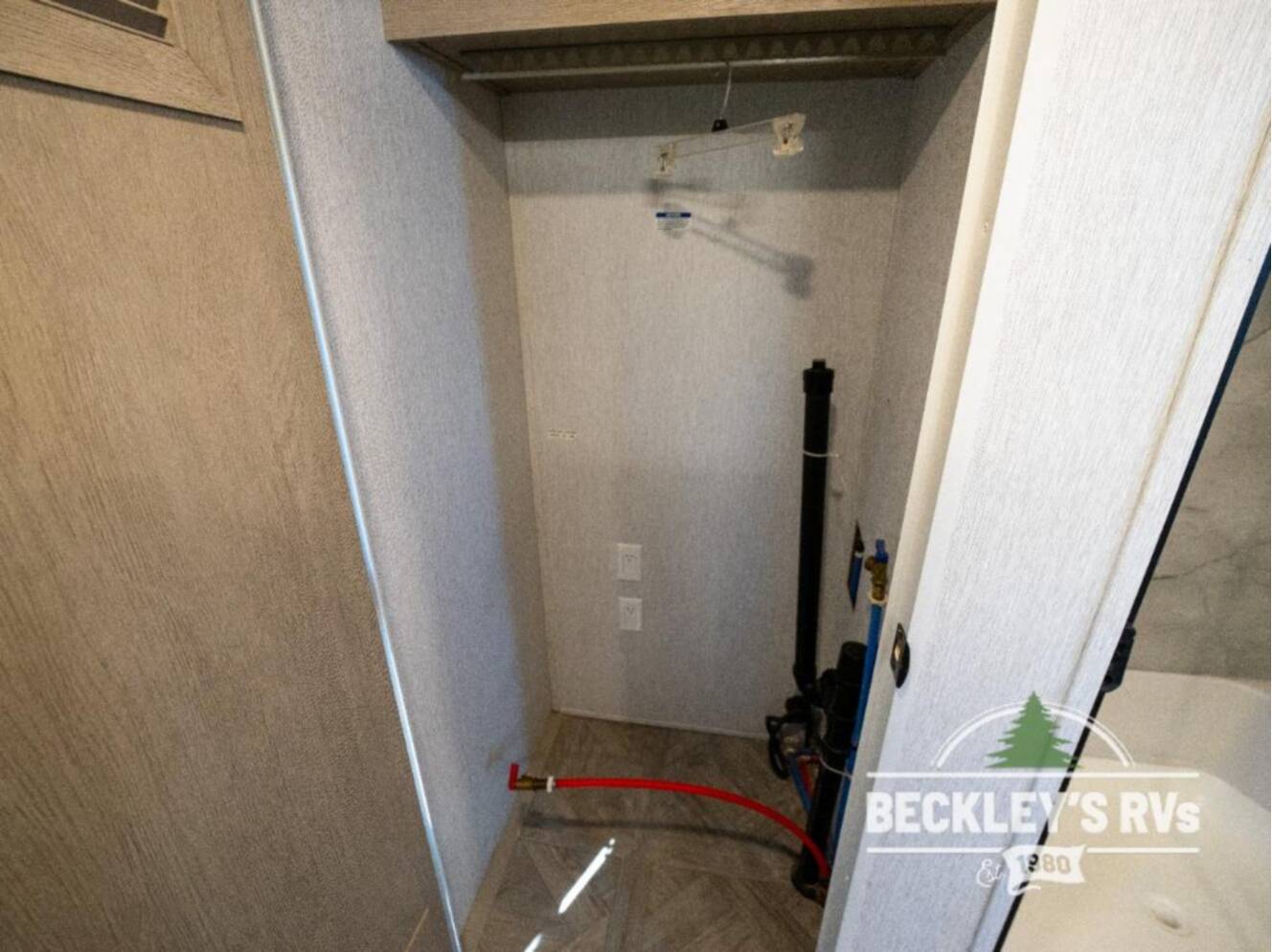 A photo of this 2024 Forest River Rv Wildwood Grand Lodge 42 VIEW