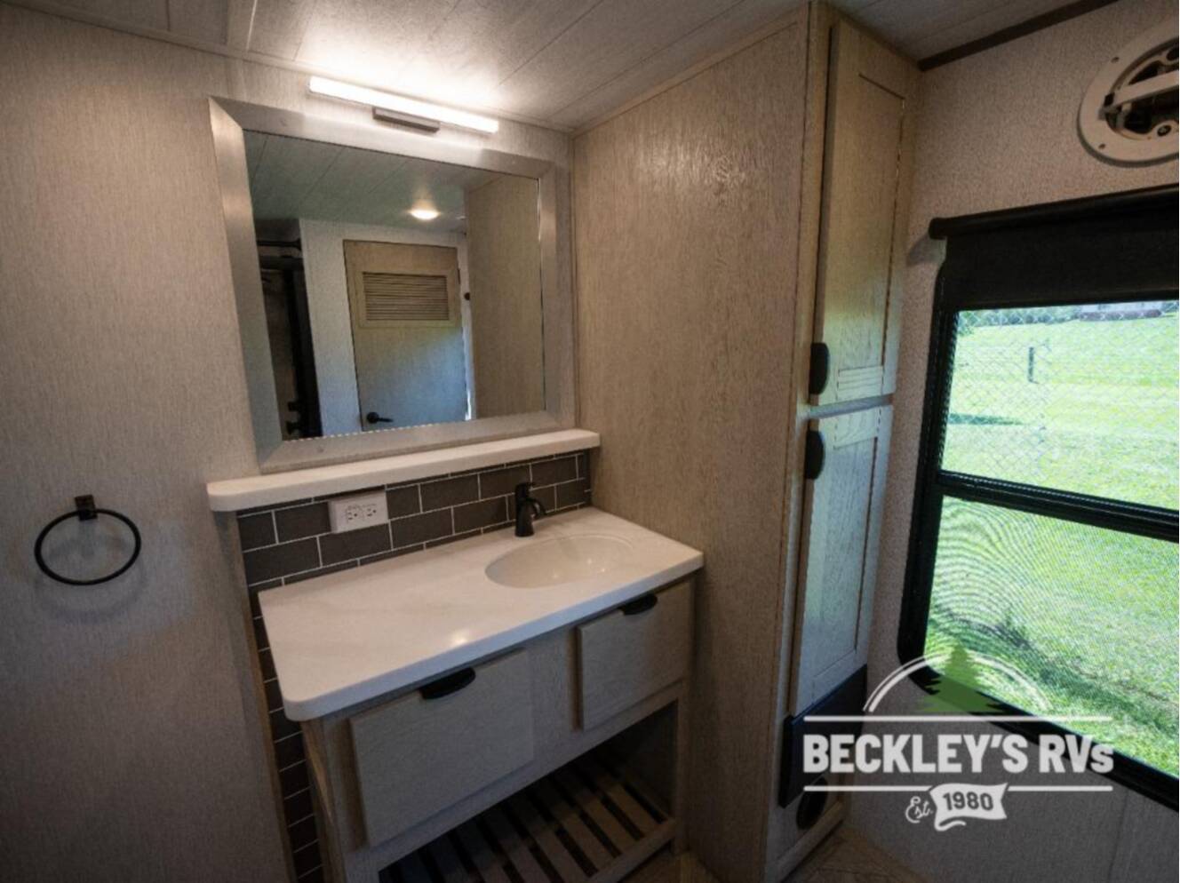 A photo of this 2024 Forest River Rv Wildwood Grand Lodge 42 VIEW