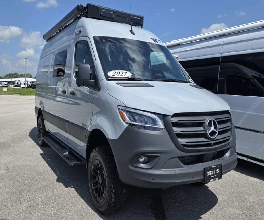 2027 Winnebago REVEL BMB44E-2.5-1 in port st. lucie FL