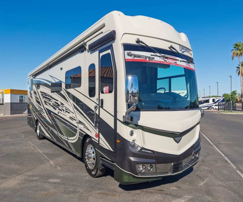 2027 Fleetwood DISCOVERY LXE 40M-LXE in phoenix AZ