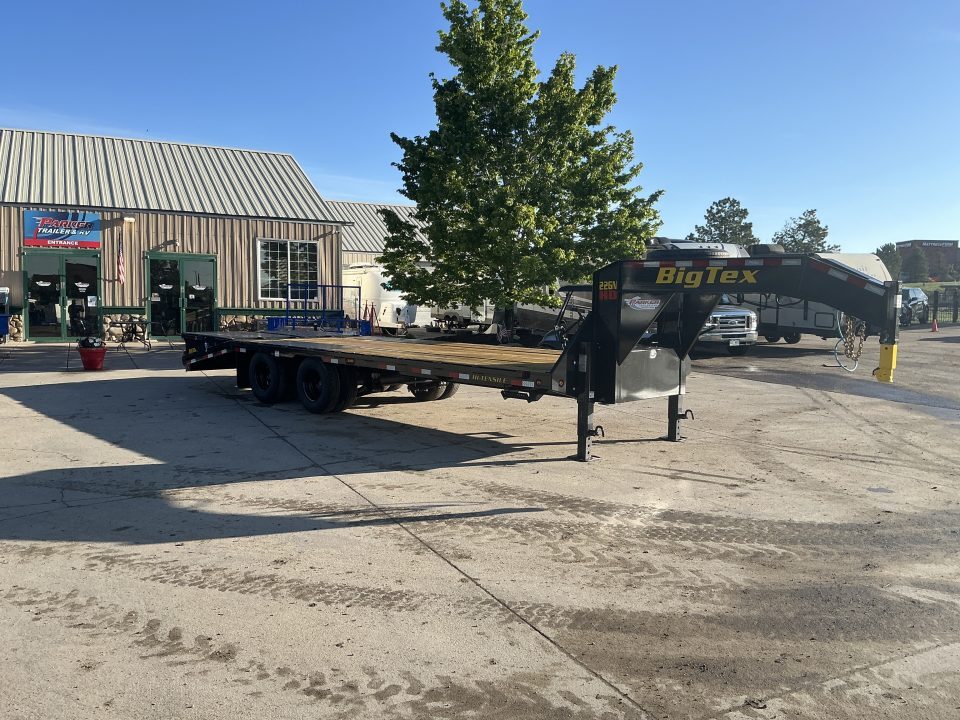 2027 Big Tex Trailers 22GN-25D5A-MRBK in Parker, CO