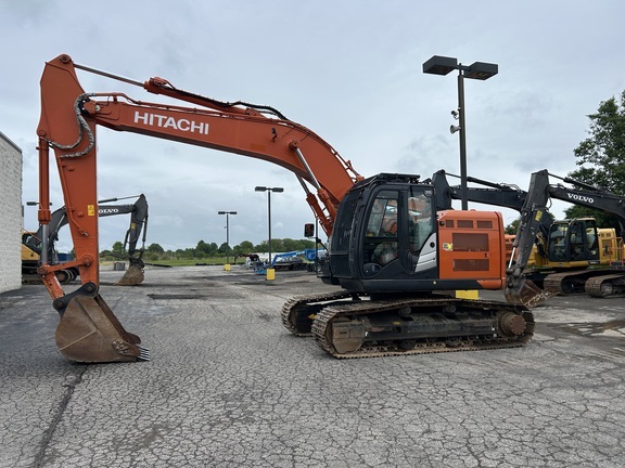 2021 Hitachi ZX225USRK-6 in Burbank, OH