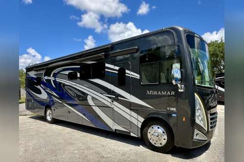2023 Thor Motor Coach Miramar 35.2 in fort myers FL