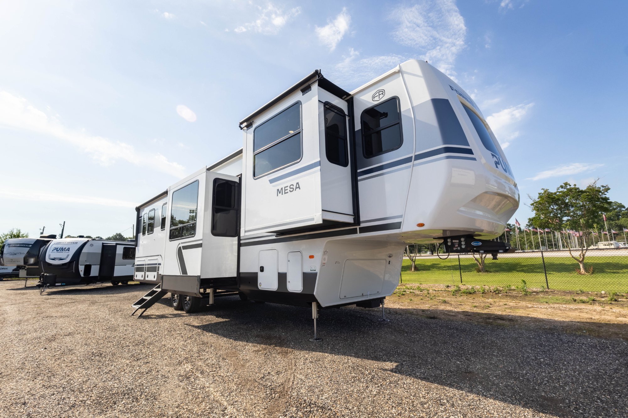 2026 Forest River Puma Mesa 389FLH RV