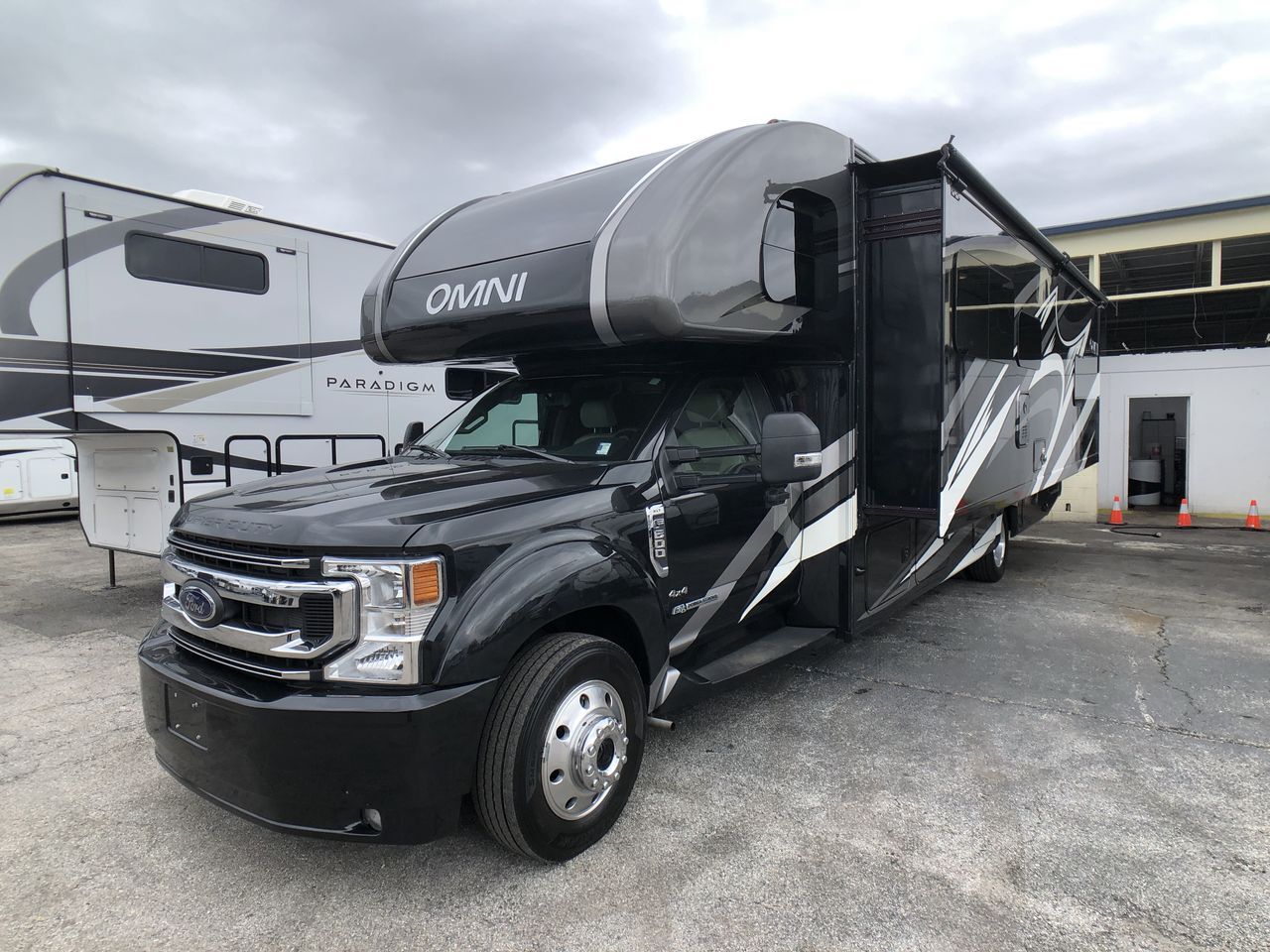 2022 Thor Motor Coach Omni SV34 in myrtle beach SC