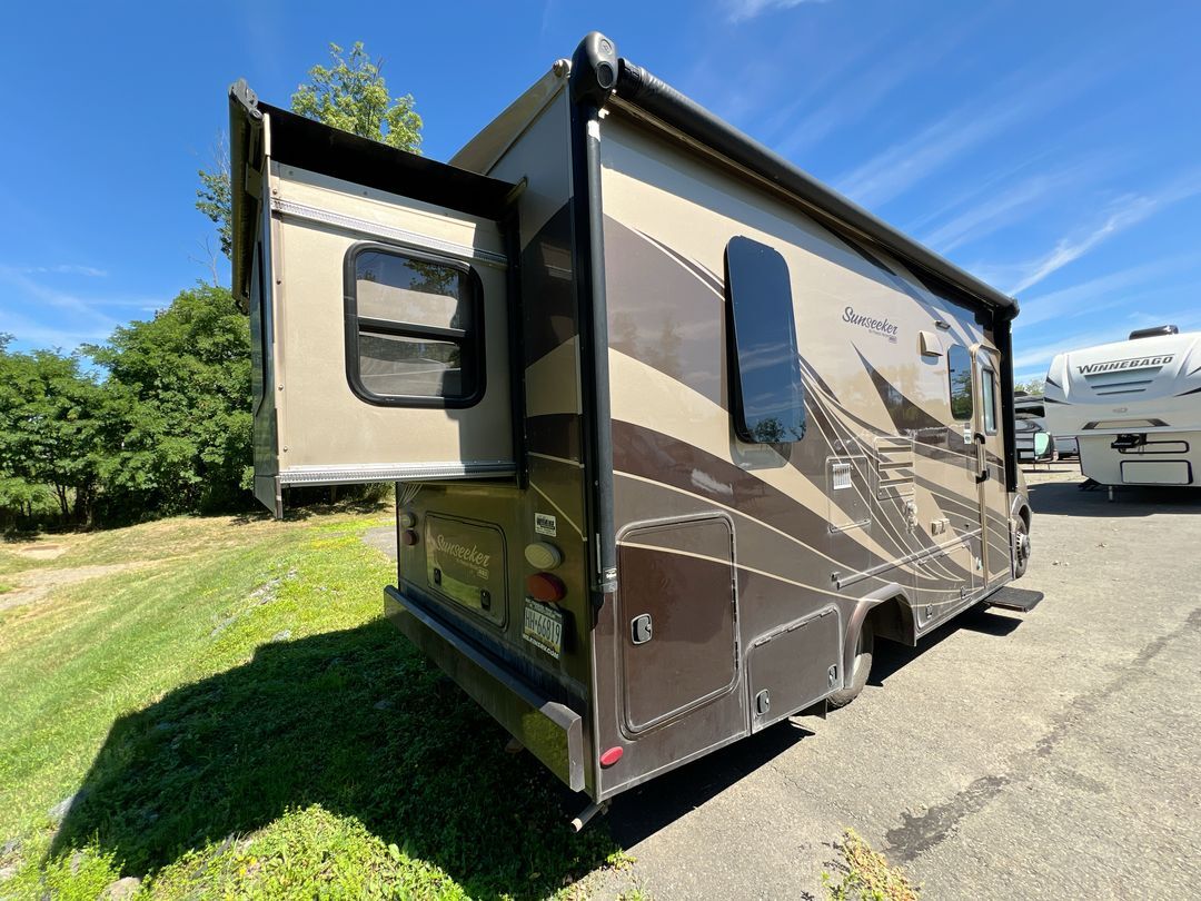 2017 Forest River Sunseeker 2400R in latham NY