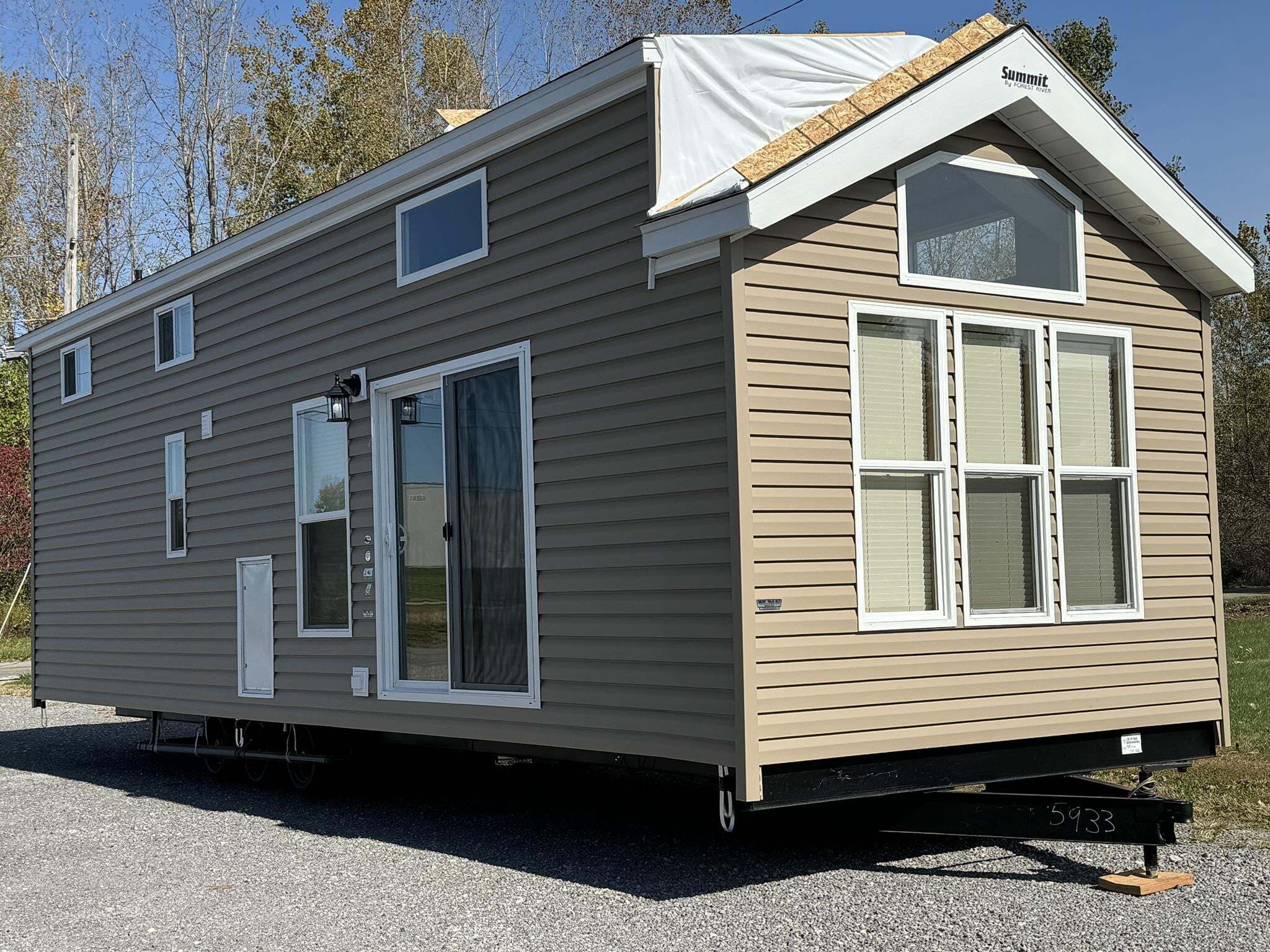 2025 Forest River SUMMIT 355FL-L in pierceton IN