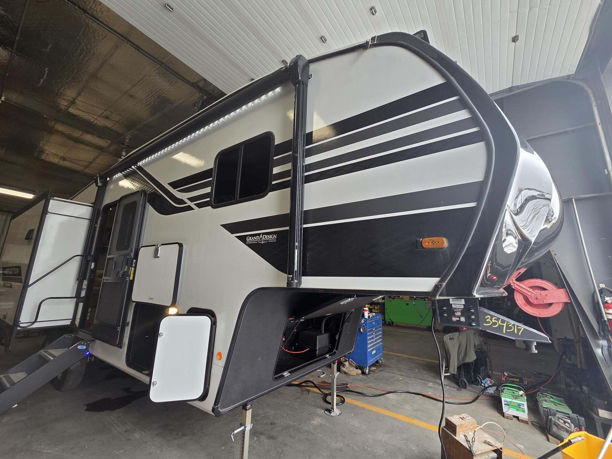 2026 Grand Design REFLECTION 100 SERIES 28RL in norfolk NE