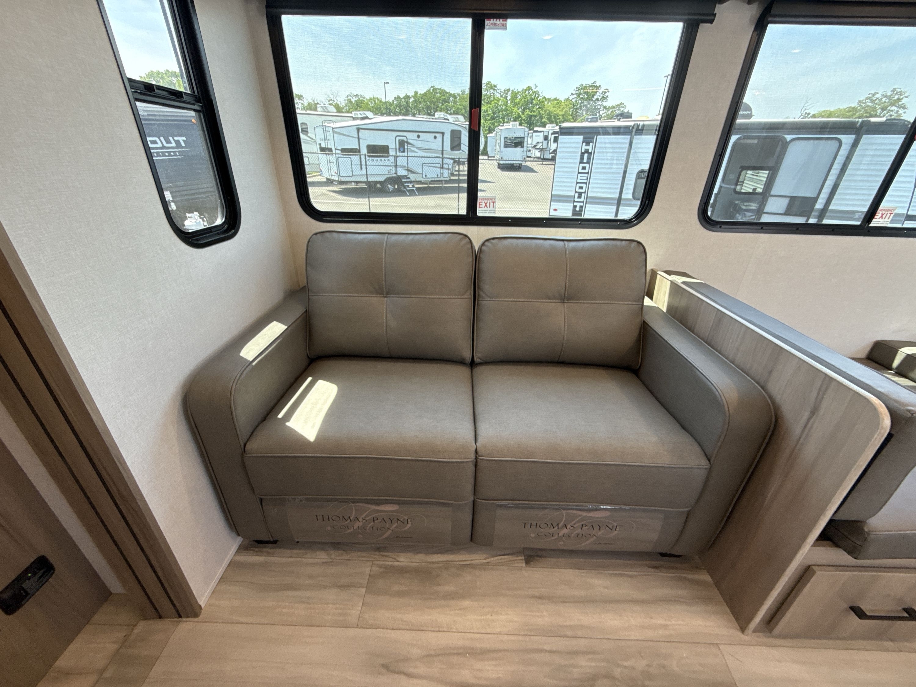 2025 Keystone COLEMAN LEGACY 2900BH in swedesboro NJ