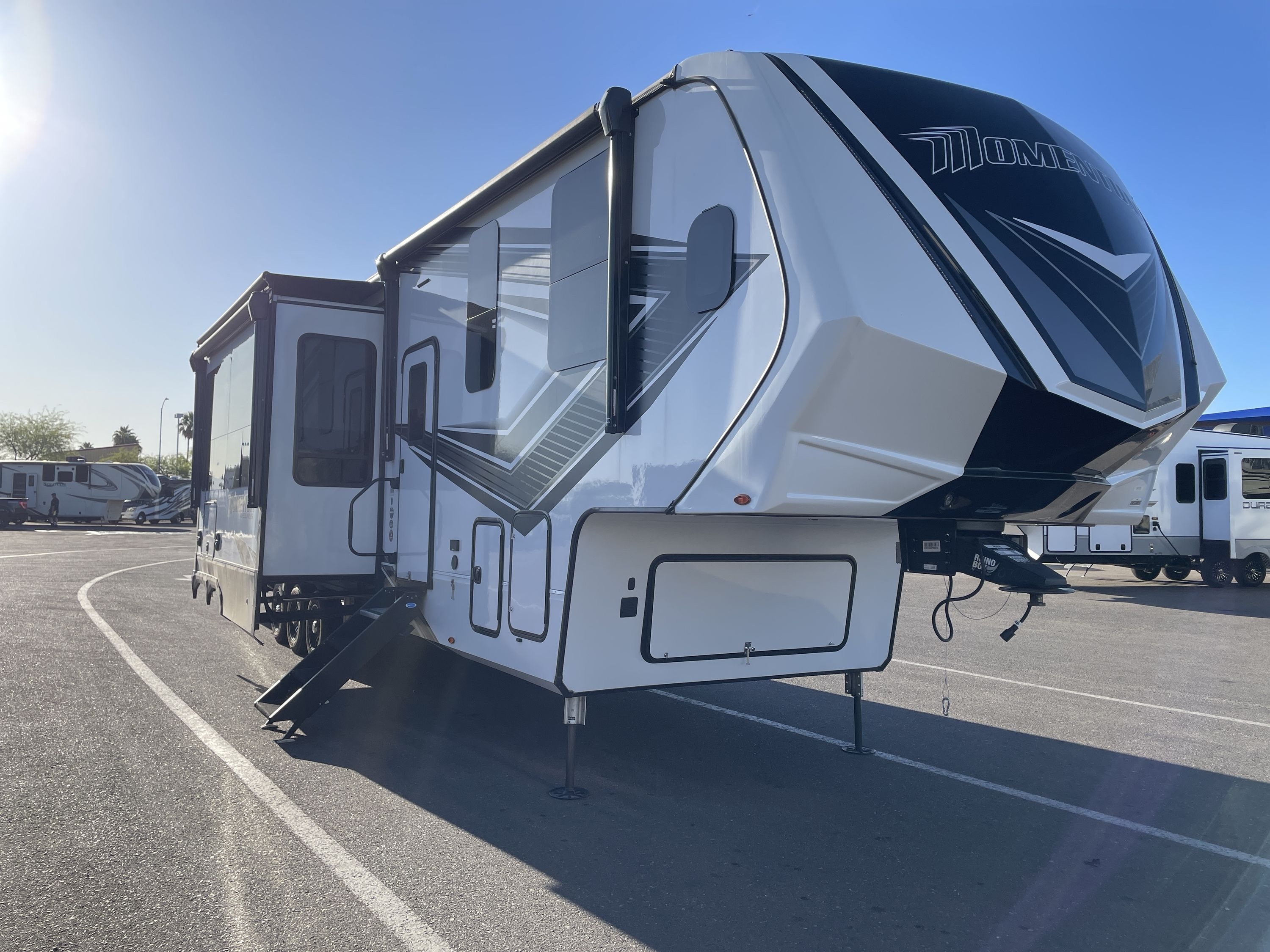 2023 Grand Design MOMENTUM M CLASS 395MS in mesa AZ