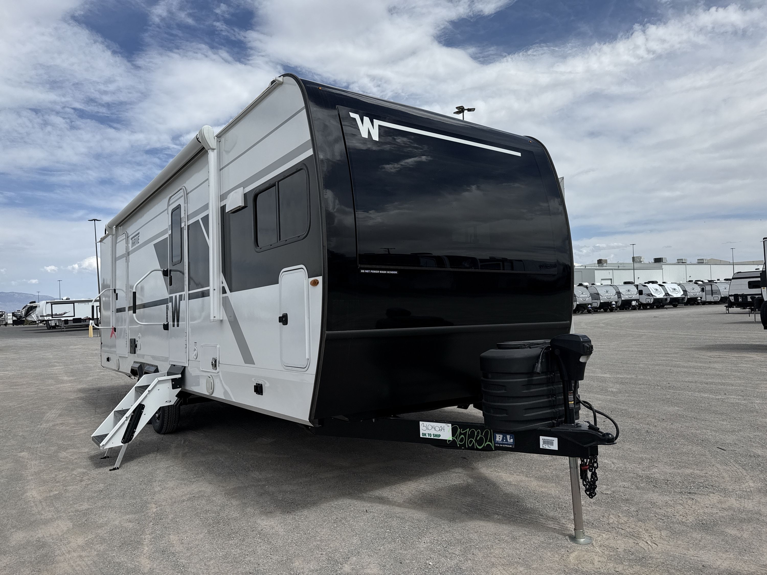 2026 Winnebago THRIVE 26FKD in albuquerque NM