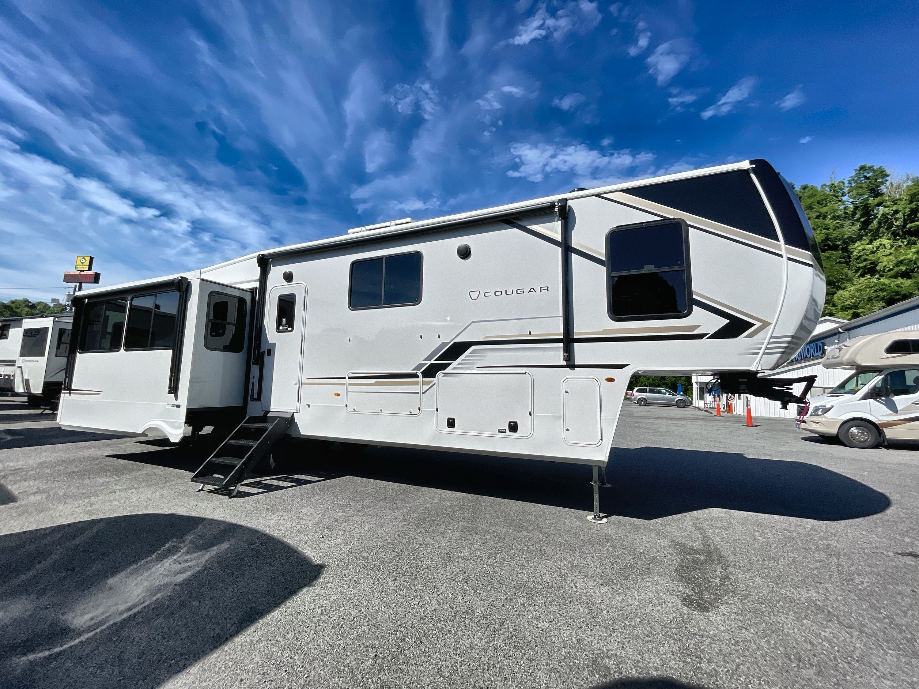 2027 Keystone COUGAR 360MBI in fairmont WV