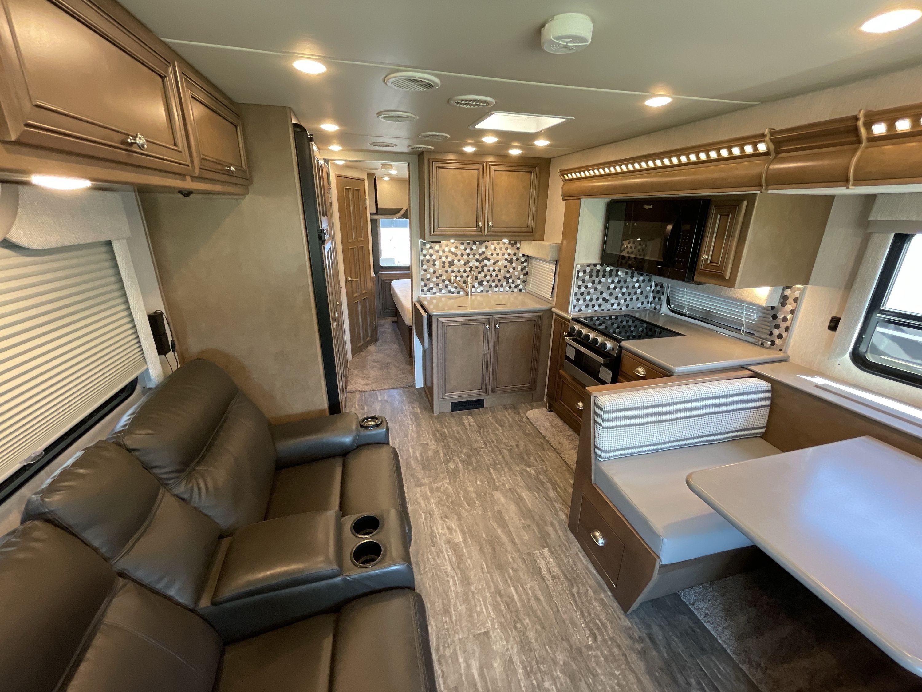 2021 Newmar BAY STAR SPORT 2813 in liberty lake WA