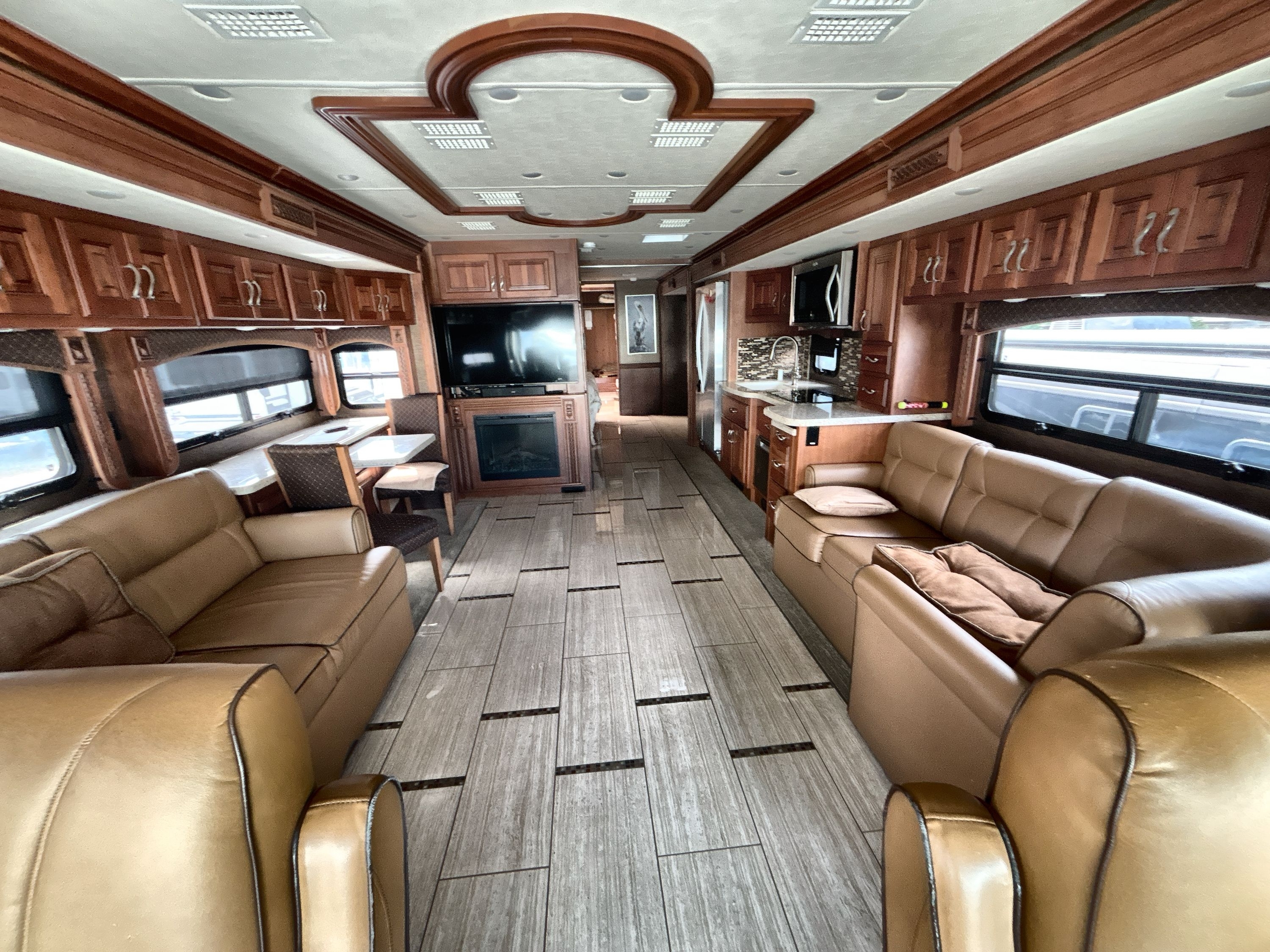 2017 Monaco DIPLOMAT 43Q in hope mills NC