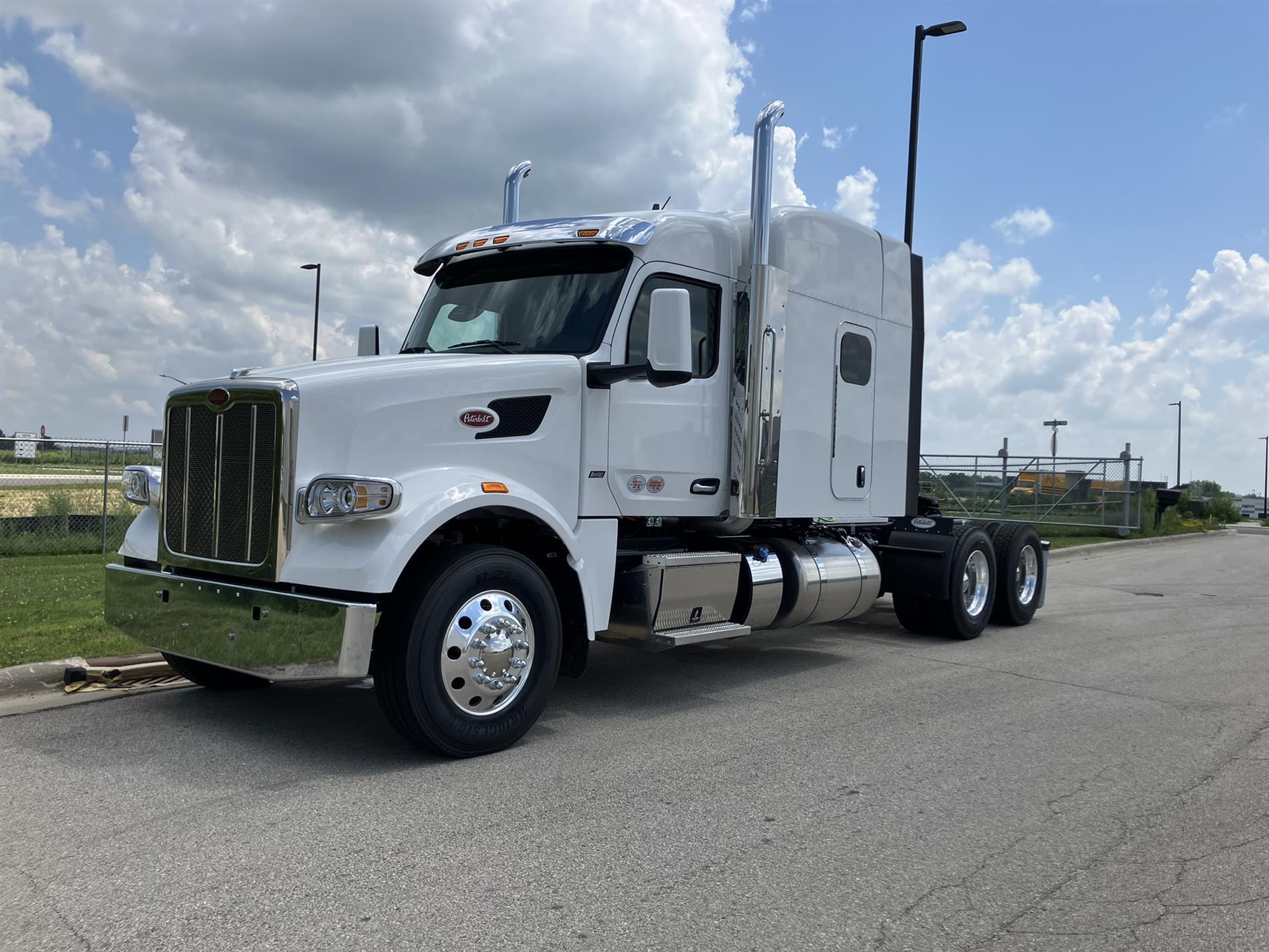 2027 PETERBILT 567 in Stewartville, MN