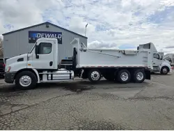 2013 FREIGHTLINER CASCADIA 113