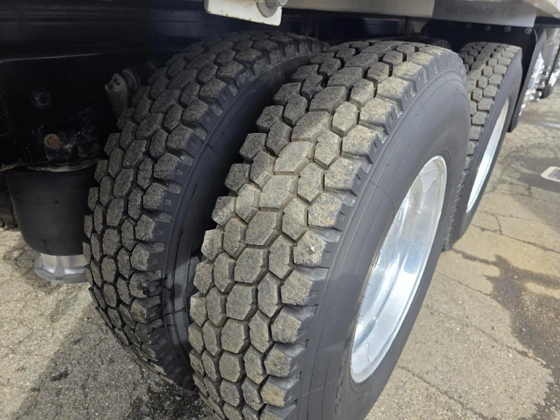 2013 FREIGHTLINER CASCADIA 113