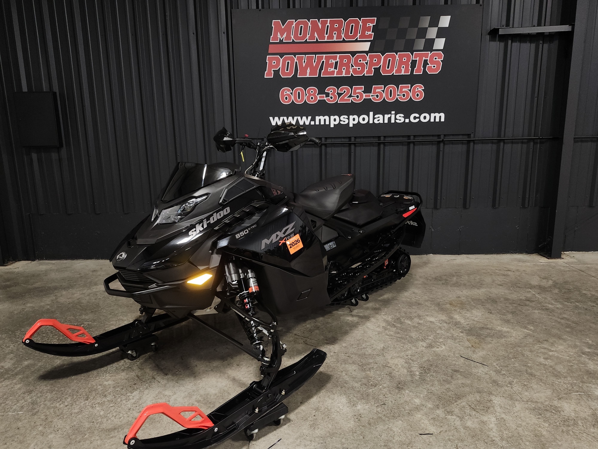 2024 Ski-Doo MXZ XRS 850 ETEC 129 BLACK in monroe WI