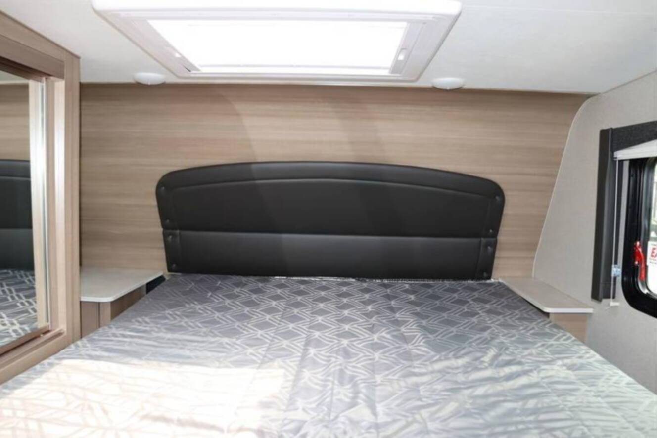 A photo of this 2021 Adventurer Manufacturing ADVENTURER 901SB