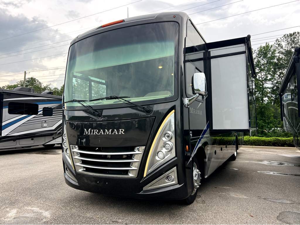 2022 Thor Motor Coach Miramar 35.2 in calera AL